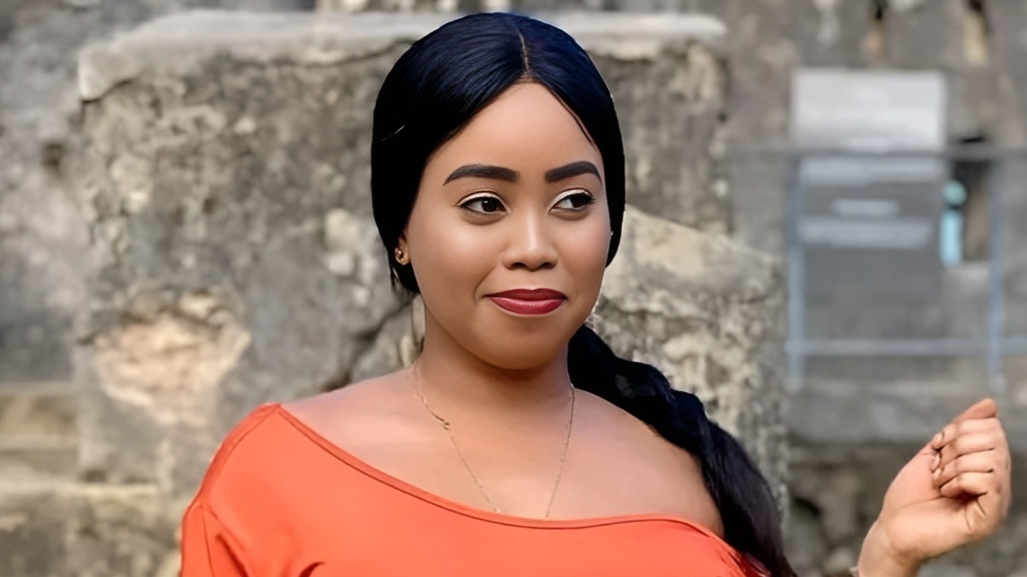 Trisha Khalid Achemka Baada ya Bili ya Umeme Kufika Sh54,000