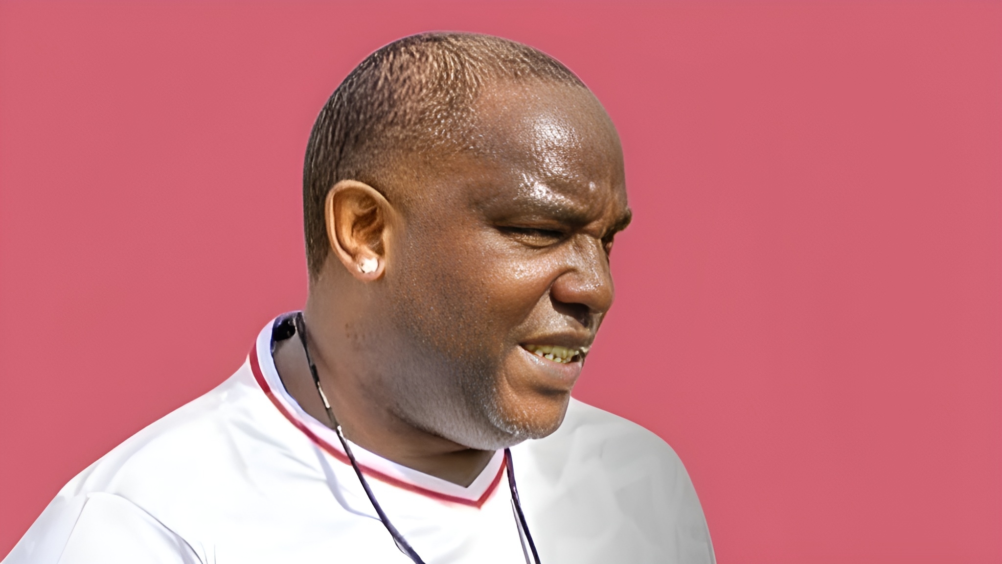 Benni McCarthy: Sitavumilia Wachezaji Wasio na Nidhamu Harambee Stars