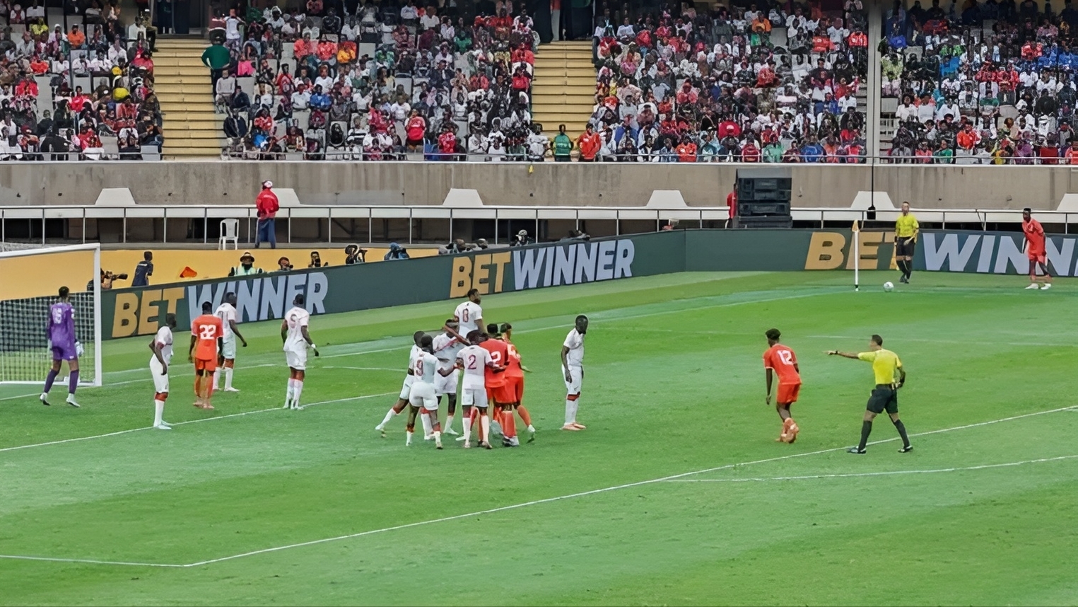 Mashabiki Walaumu Wachezaji wa Kigeni Baada ya Kenya Kuchapwa na Gambia