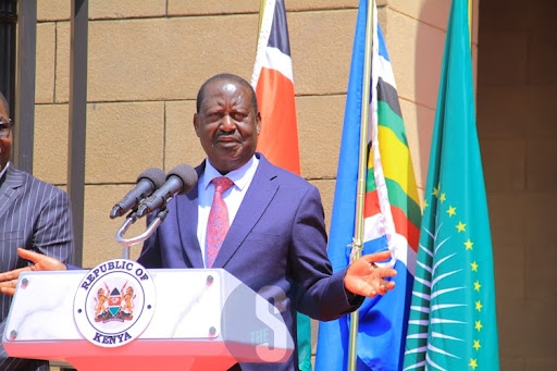 Nitashauriana kwa upana na kutangaza mwelekeo - Raila Odinga